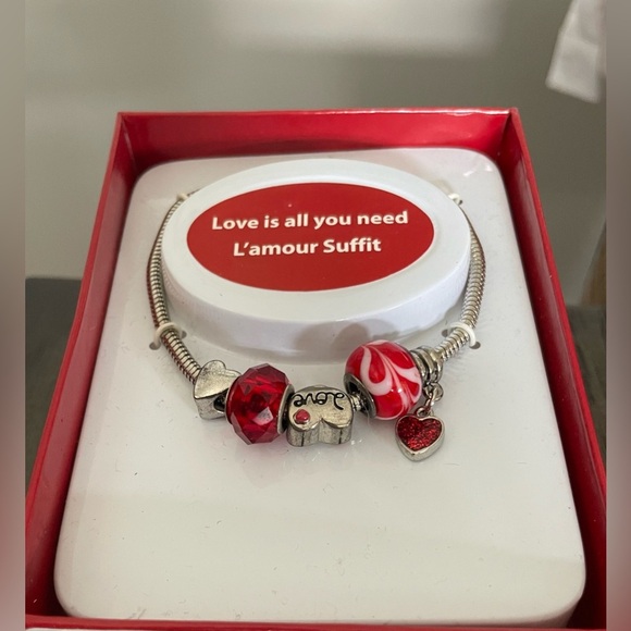 💖(2 for $15)💖 Charm Bracelet with Red and Silver Colours - Picture 3 of 8